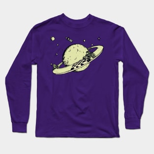 Race in space Long Sleeve T-Shirt